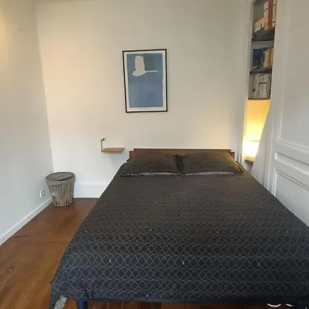 Hébergement de vacances Maison Au Calme Avec Petit Parking, Un Pas De La Gare